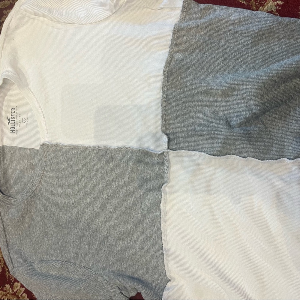 Hollister Gray and White Colorblock Top